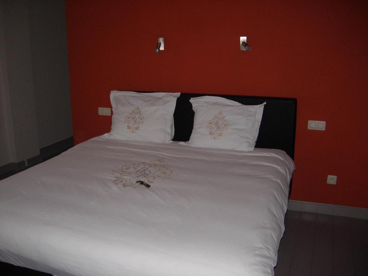 Landhuis Vedastus Reningelst Zimmer foto